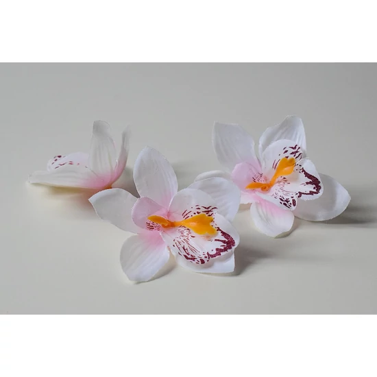 Orchidea virágfej cirmos 9 cm